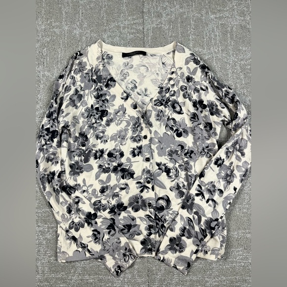 Weekend Max Mara Weekend White Gray Floral Cardigan Sweater Cotton Size Small - Picture 1 of 5